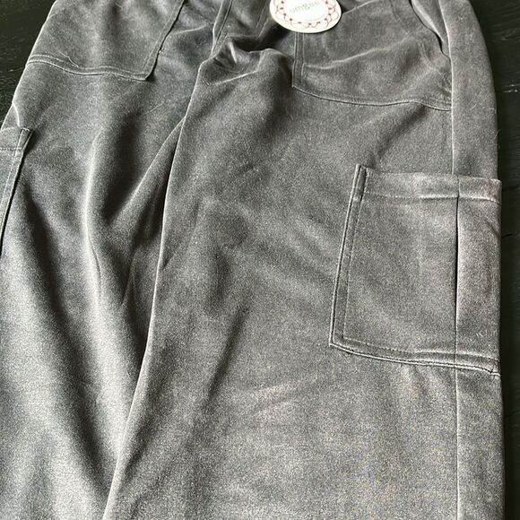 NWT Umgee Full Size Mineral Washed Elastic Waist Cargo Pants black - med - Picture 9 of 9